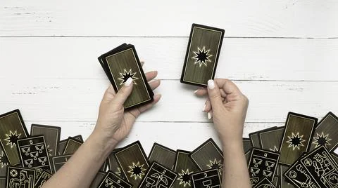 Concept of psychic advisor or ways of divination with cards. Foto stock