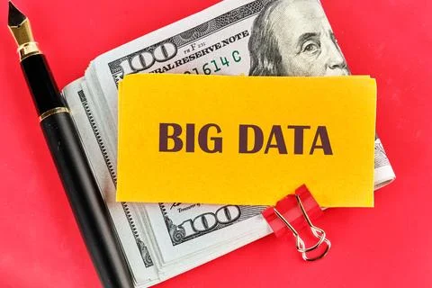 The concept of technology and development. Phrase, words, text BIG DATA on a  Foto stock