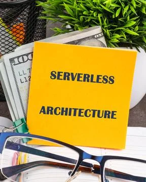Concept words SERVERLESS ARCHITECTURE written on a yellow sticker, front view Foto stock