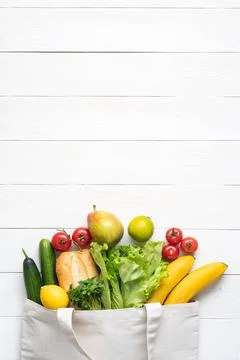 Concept of zero waste, environmental friendly products in a textile bag on a  Foto stock