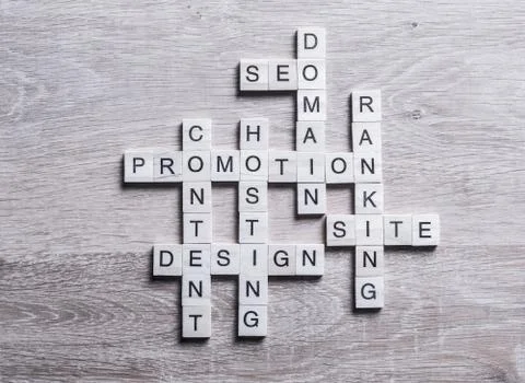 Conceptual business keywords on table with elements of game maki 库存照片