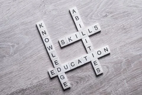 Conceptual business keywords on table with elements of game maki Foto stock