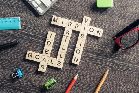 Conceptual business keywords on table with elements of game maki Foto stock