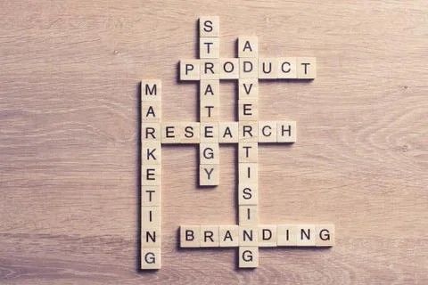 Conceptual business keywords on table with elements of game maki Stockfoto's