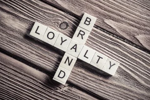 Conceptual business keywords on table with elements of game maki Foto stock