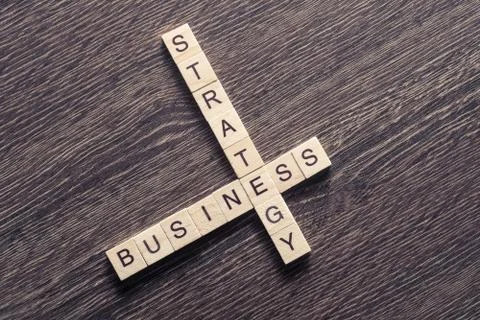 Conceptual business keywords on table with elements of game maki Foto stock