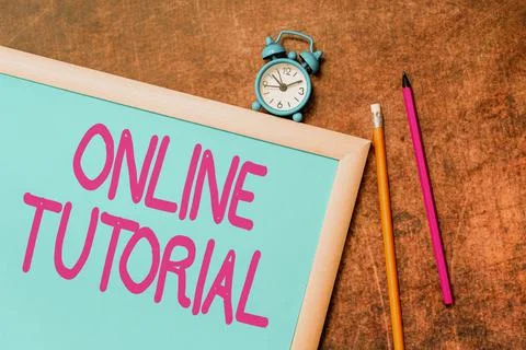 Conceptual caption Online Tutorial. Internet Concept process of tutoring in an Fotos de archivo