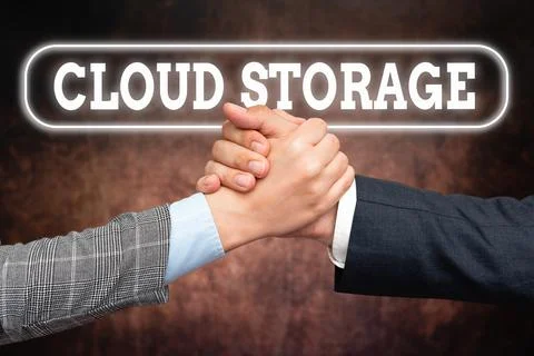 Conceptual display Cloud Storage. Conceptual photo computing connect devices to Foto stock