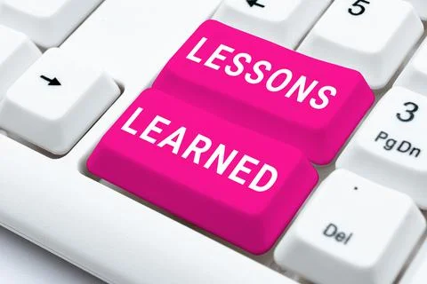 Conceptual display Lessons Learned. Word for Promote share and use knowledge Stock Photos