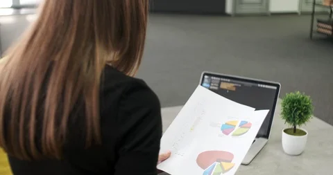 Concerned woman working and thinking solving problem at office. Serious Stock-Footage 129572017