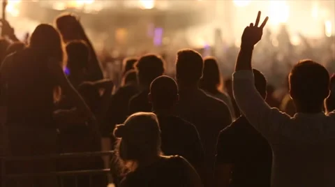 Concert crowd slow motion with strobe lights 库存影片 50185065