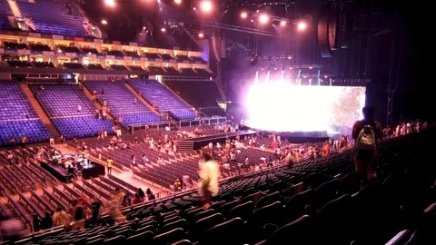 Concert Crowd Time-Lapse at O2 Arena in London, Night Event, 4K 스톡 동영상 113210714