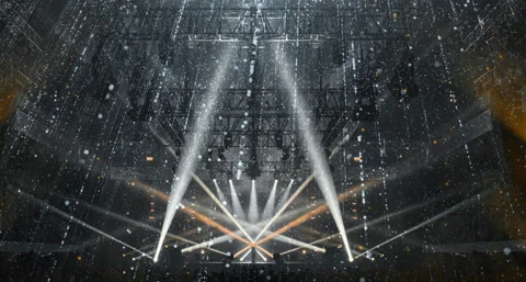 Concert Stage Light Show with White Gold Spotlights and Falling Particles Vidéo 346560096