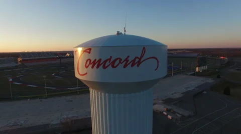 Concord NC Water Tower fly over Vídeo Stock 60257280