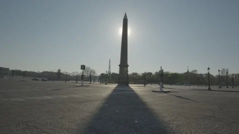 Concorde Paris Sunrise Empty Vide Coronavirus Confinement COVID19 03 Video stock 131256869