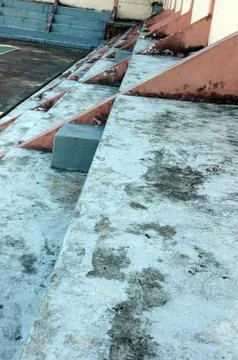 Concrete benches empty in the mini stadium 库存照片