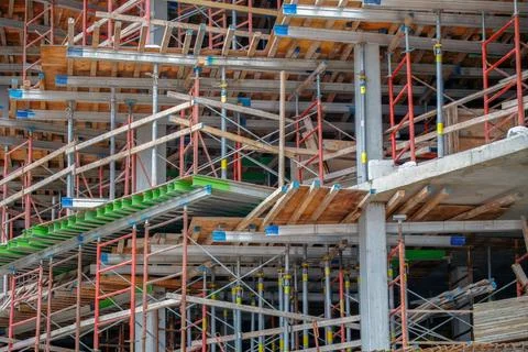 Concrete Building Under Construction with Complex Wooden Formwork Stock-Fotos