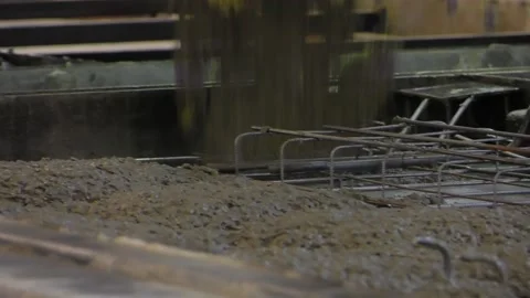 Concrete spreader. Video stock 101697702