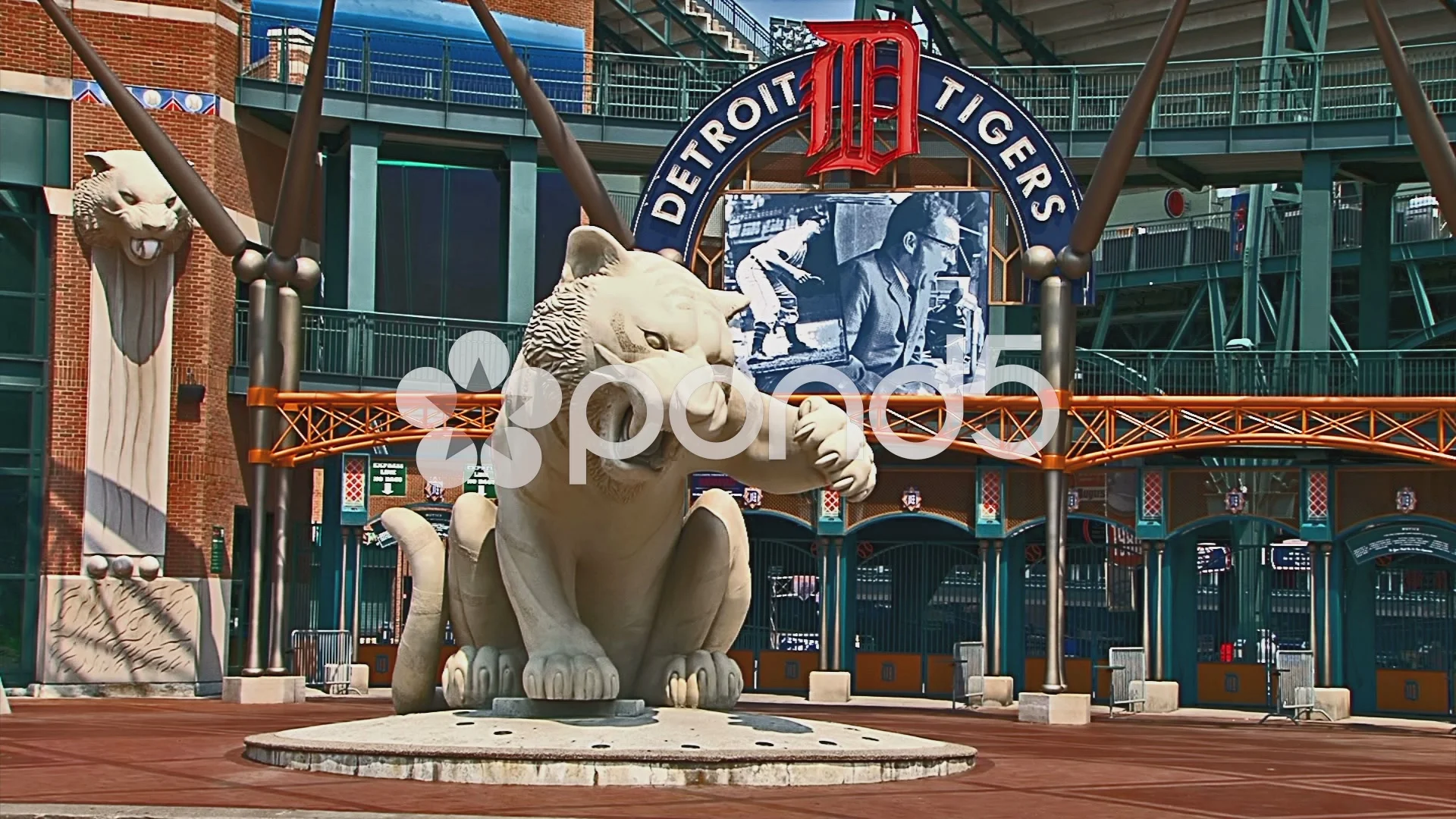 Tiger Statue at Comerica Park Editorial Stock Image - Image of