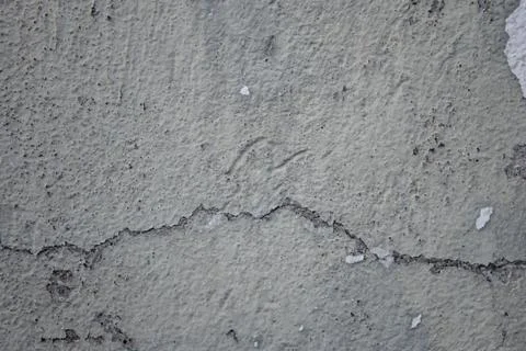 Concrete wall with crack, texture and background, defective construction Stock-Fotos