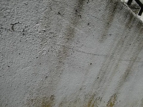 Concrete white wall with different elements in daylight Foto stock