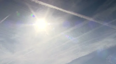 Condensation trails behind a plane. 動画素材 8686830