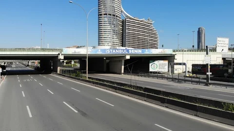 Condition of roads after curfew measures in the context of large cities in Turke Stock Footage 128318237