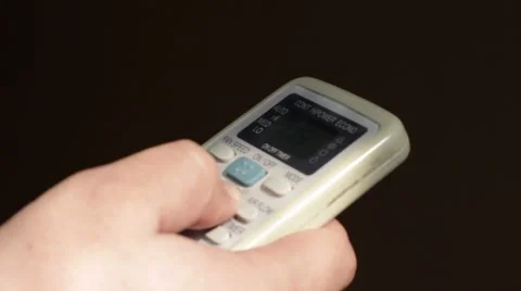 Conditioner remote control in man's hands 動画素材 68991445
