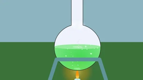 Conduction of a awesome chemical experiment with explosion Vidéo 273131272