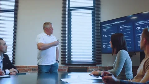 Conference at a large table, presentation at a conference Video stock 237033551