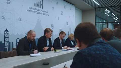 Conference at a large table, presentation at a conference Video stock 237033794