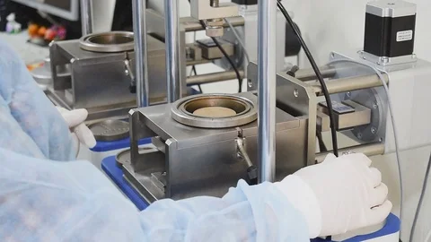 Configures the appliance engineer Vidéo 70876565