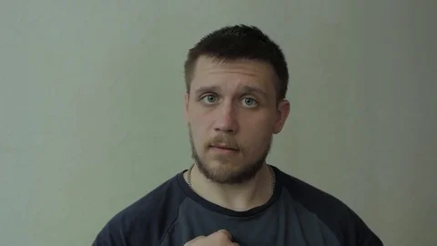 Confused man doesn't understand who. Stock-Footage 77413459