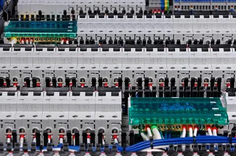 Connecting electrical modules using. Stockfoto's