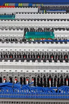 Connecting electrical modules using. Stockfoto's