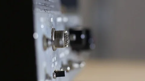 Connecting an industrial coax cable Видео 69913140