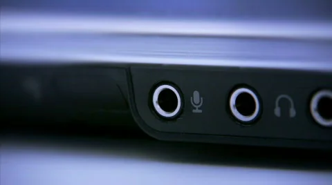 Connecting Microphone 1 Video stock 581176