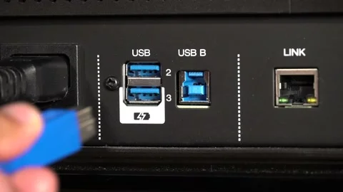 Connecting USB B cable Stock Footage 201991214