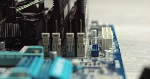 Connecting wires in a computer. Components inside the system unit. Video card Foto stock