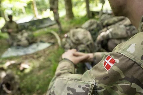 Conscripts from the Life Guards during military exercise at Danish Kulsbjerg Tra Stockfoto's
