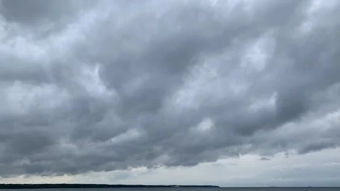 Constant Flow of Stormy Clouds Vídeos de archivo 154708686
