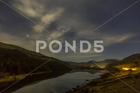 Constellation Orion over Llyn Mymbyr, Snowdonia, North Wales Stock Photos