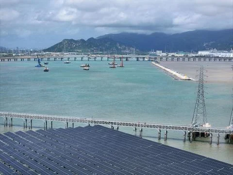 Construction is accelerating on the 2-GW Tianwan tidal flat photovoltaic demo Stock Photos