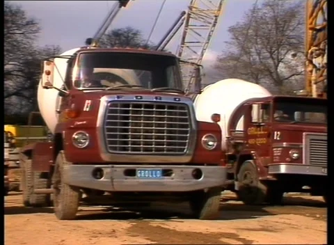 CONSTRUCTION AND CONCRETING - GROLLO COMPLEX, SPRING STREET MELBOURNE (1987) Stock Footage 256952757