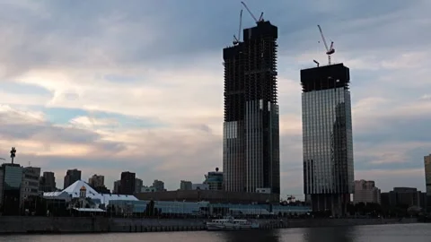 Construction of an apartment building Stock-Footage 327829284