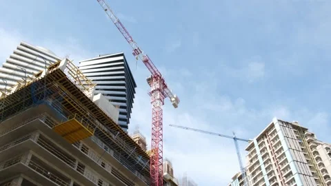 Construction of a beautiful modern office skyscraper against the sky. Stock Footage 239455094