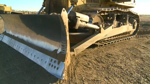 Construction, bulldozer tilt up Stock Footage