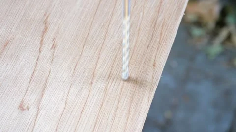 Construction carpenter worker using saws and power tools to get the job done Vidéo 279860516