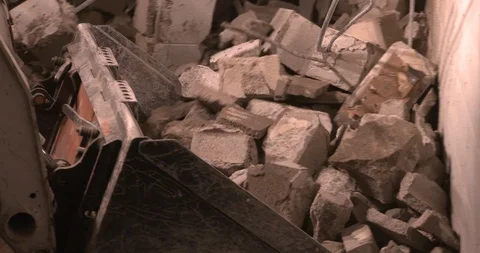 Construction clean up pan Vídeos de archivo 89854009