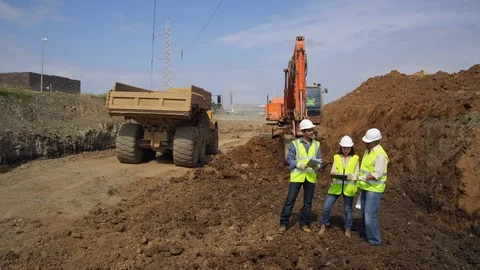 Construction, Construction Site, Outdoors, Day, Standing, Talking, Wide Shot, 30 스톡 동영상 94017376